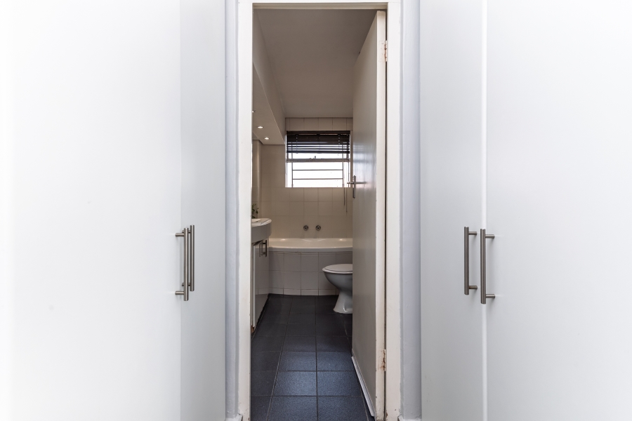 To Let 0 Bedroom Property for Rent in Green Point Western Cape